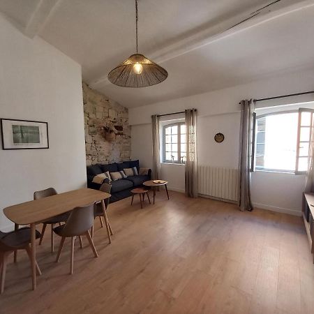 Coeur D'Uzes Apartment Bagian luar foto