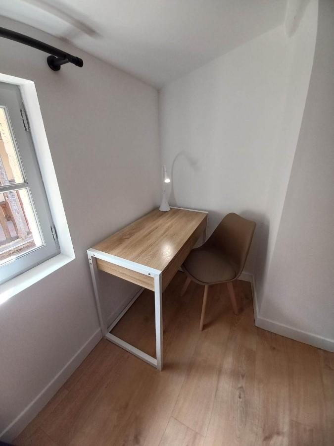 Coeur D'Uzes Apartment Bagian luar foto