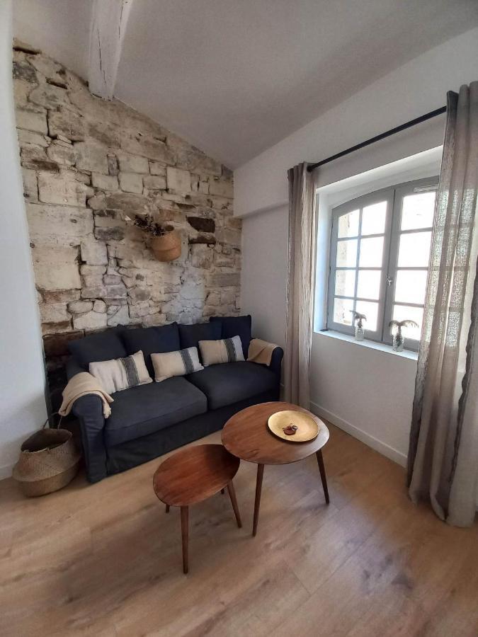 Coeur D'Uzes Apartment Bagian luar foto