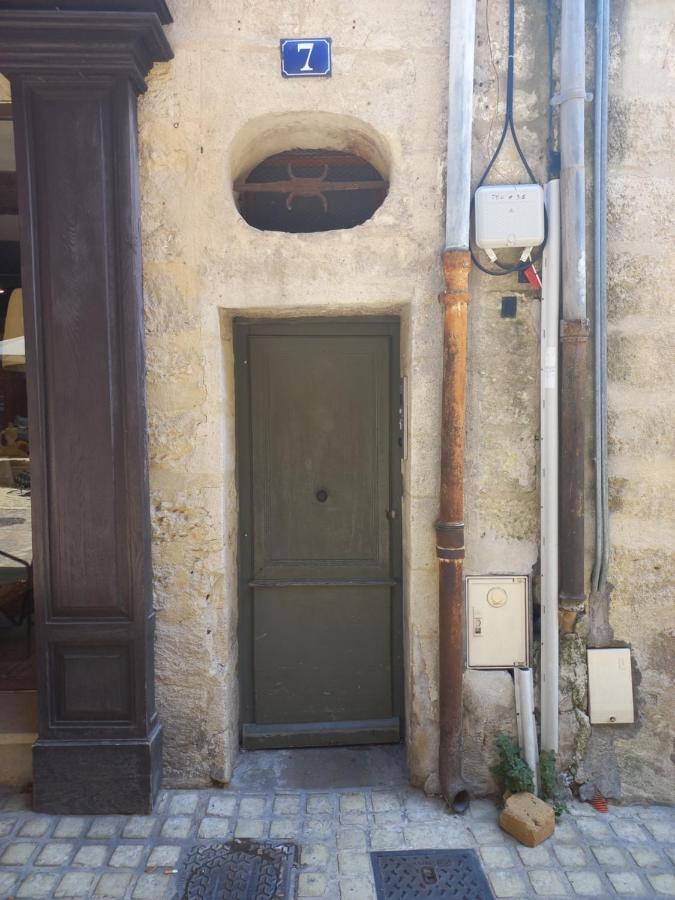 Coeur D'Uzes Apartment Bagian luar foto
